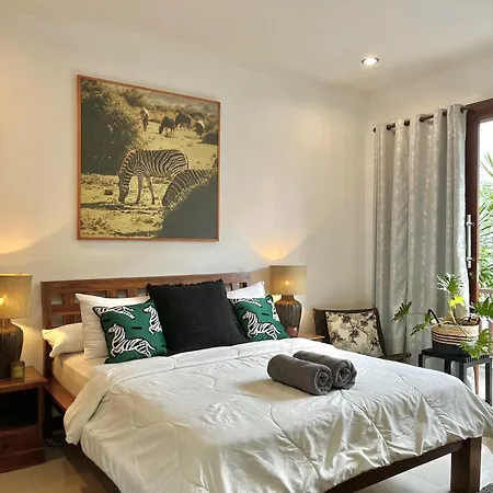Tropical Studio Room In Seminyak